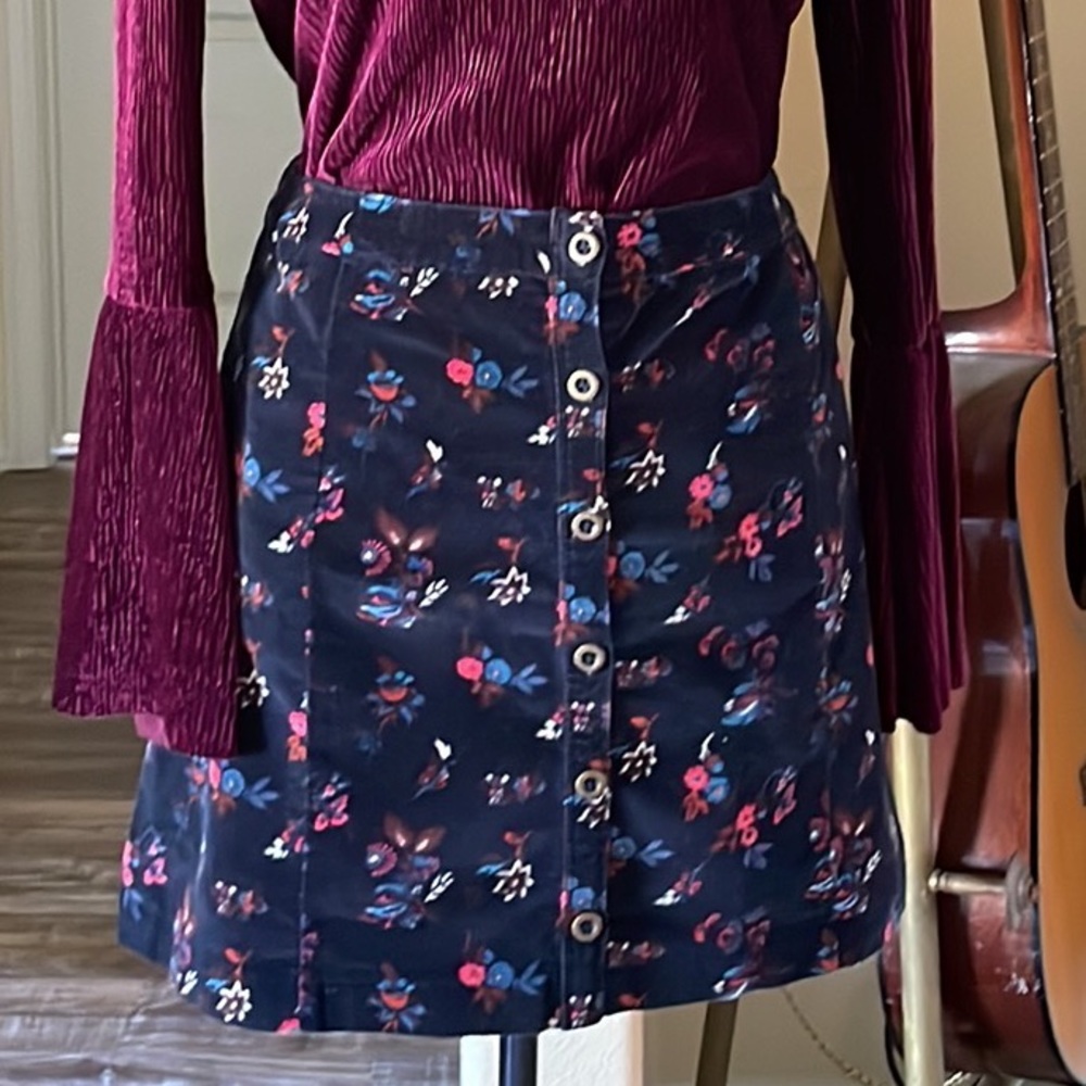Hollister Velvet Feel Button Front Skirt
